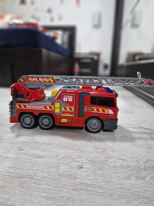 Camion pompieri, masini politie cu sunete