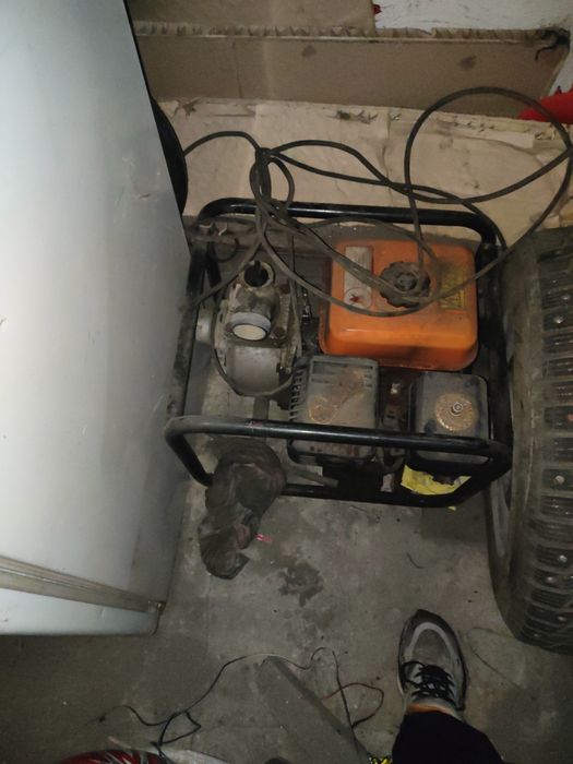 Продам генератор бензиновый