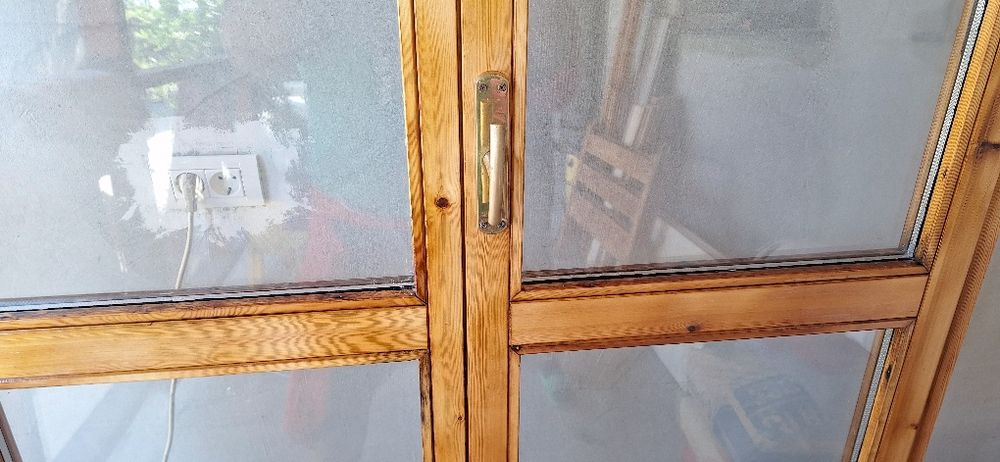 Vând usa lemn terasa