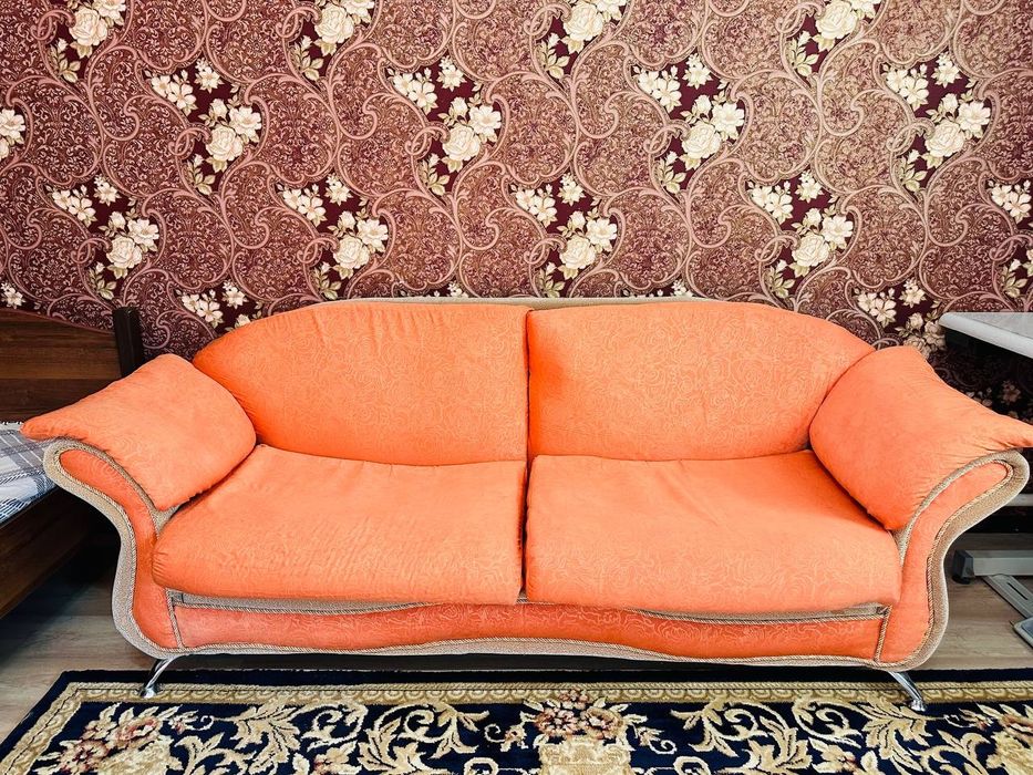 Комплект мебели диван и 2 кресла