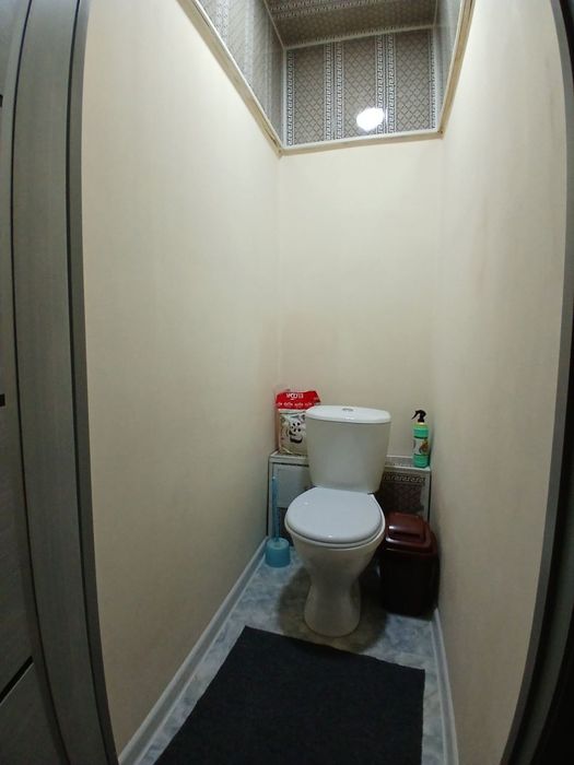 2 xonali podyezdli sotiladi