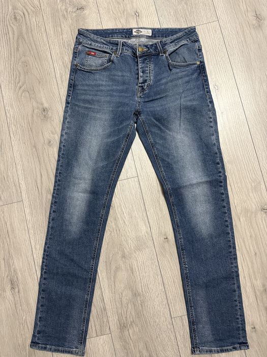 Blugi Lee Cooper. Model Edgar