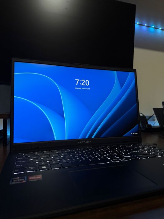 Laptop Asus VivoBook 15.6"