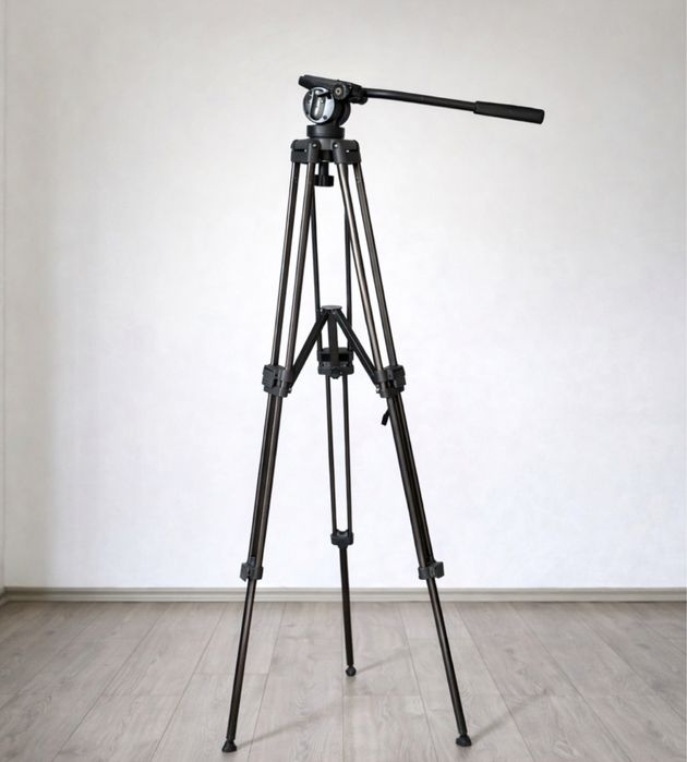 Продам профессиональный штатив