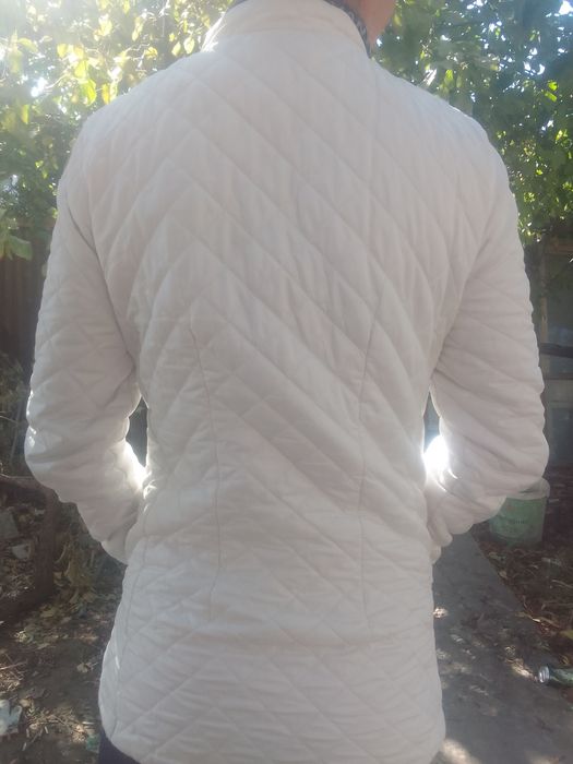 Куртка осенняя белая