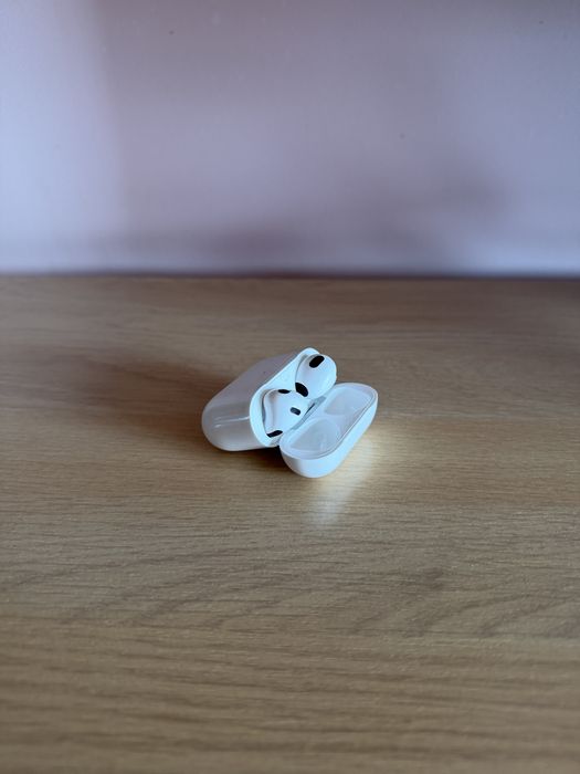 Căști Wireless Apple AirPods Generația 3 (Model A2897) - Originale