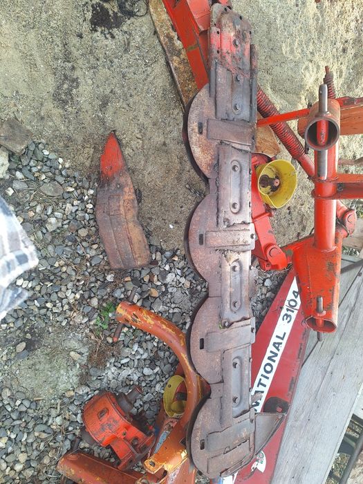 Gradina cositoare piese kuhn gmd 55 500 internațional