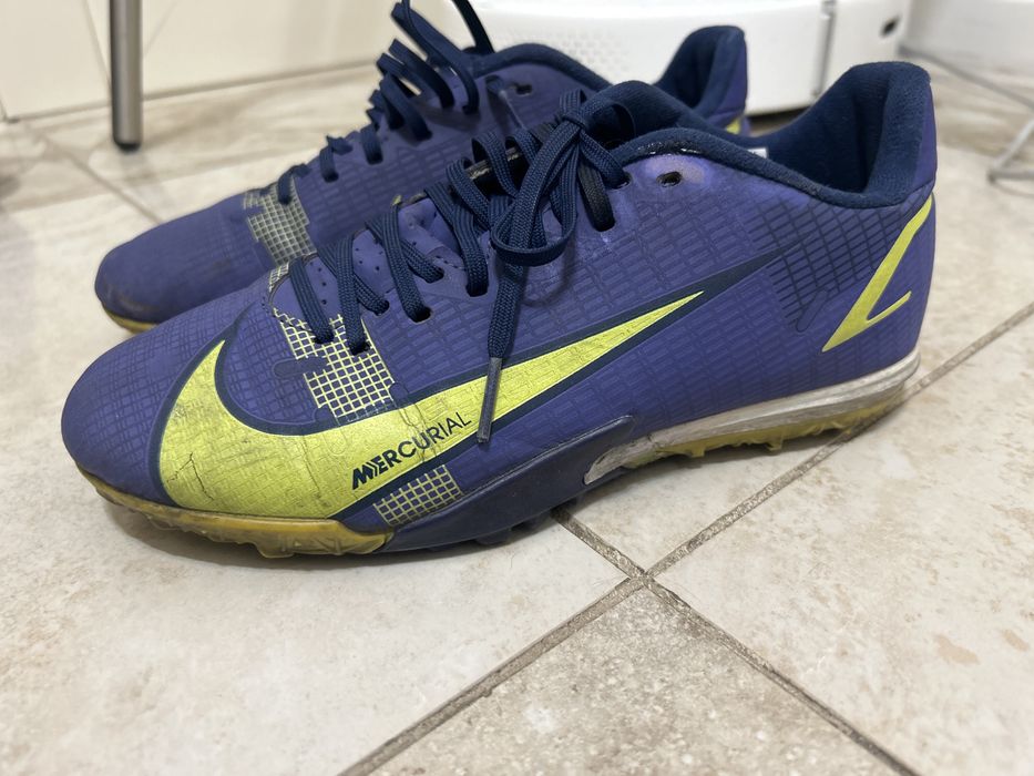 сороконжки nike mecurial