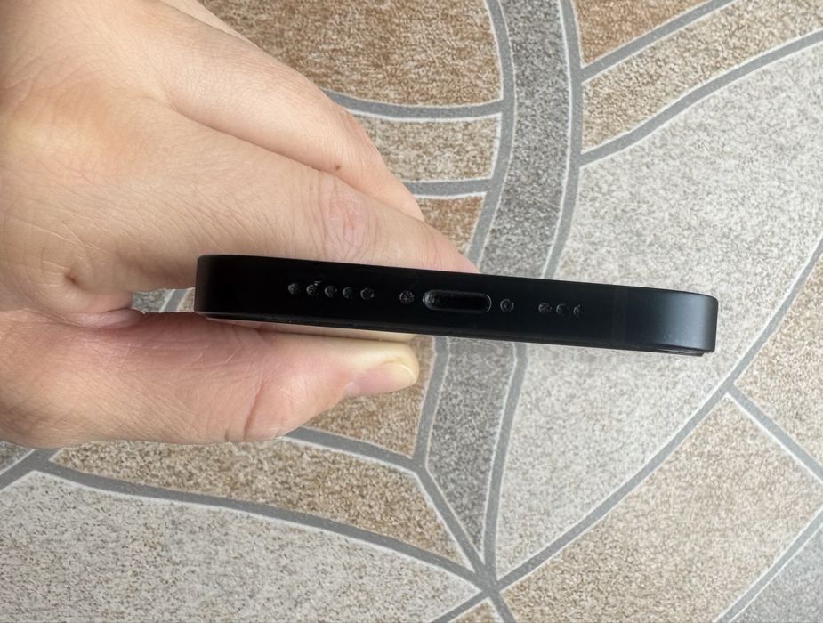 Iphone 14 Midnight 128 gb.