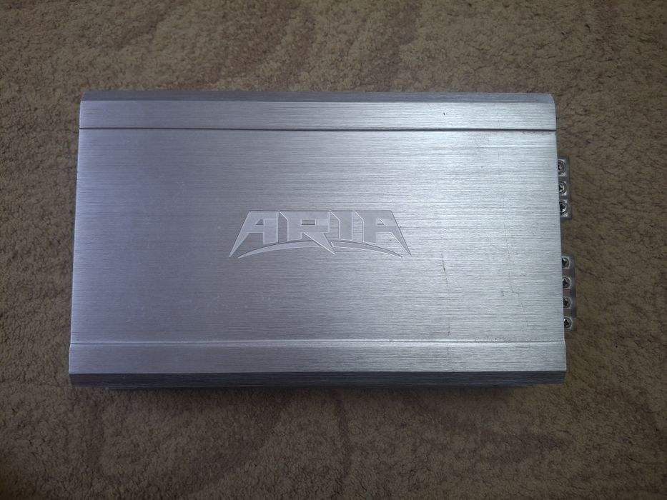 Автомобильный усилитель ARIA AP-D1000