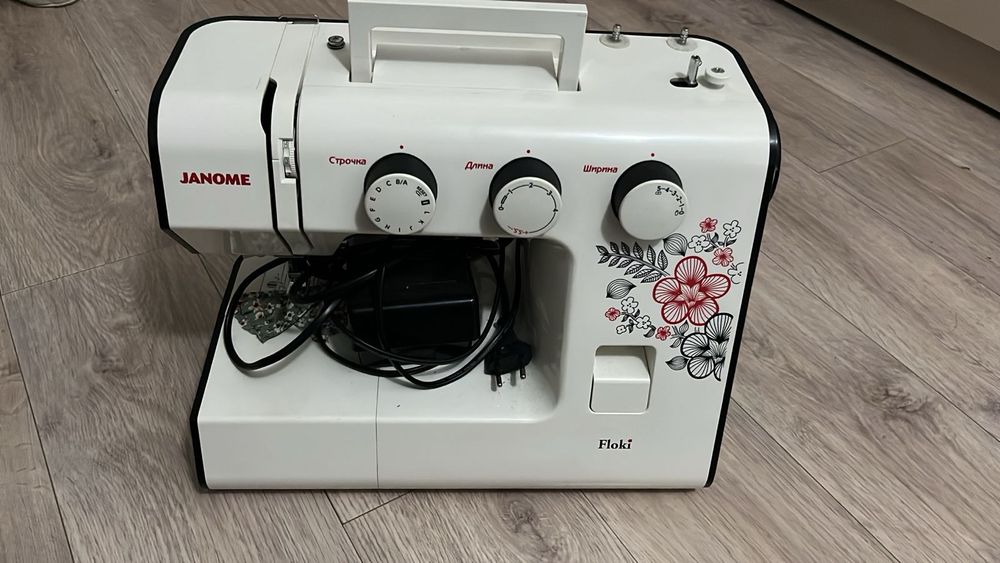Швейная машина новая