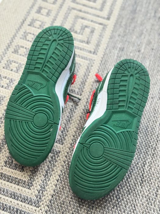 Vând teniși model Nime Sb Dunk x Off White