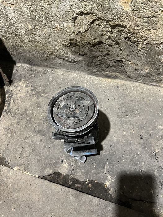 Запчасти ларгус рено