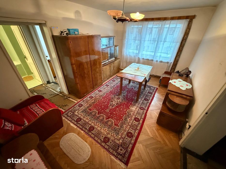 Str. I. L. Caragiale – Ap. 3 camere, et. III din IV