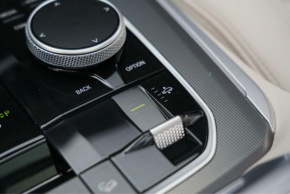 BMW X5 2021 — imagine 3