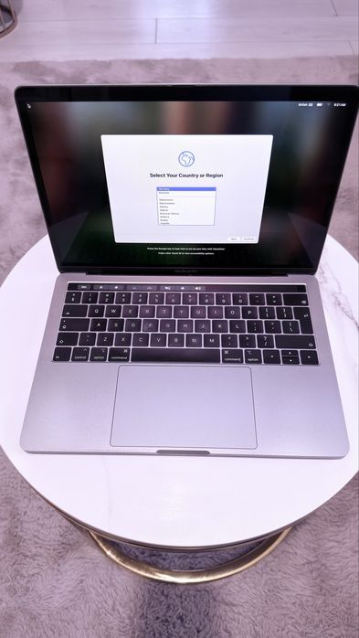 Macbook Pro 2019 13’ TouchBar