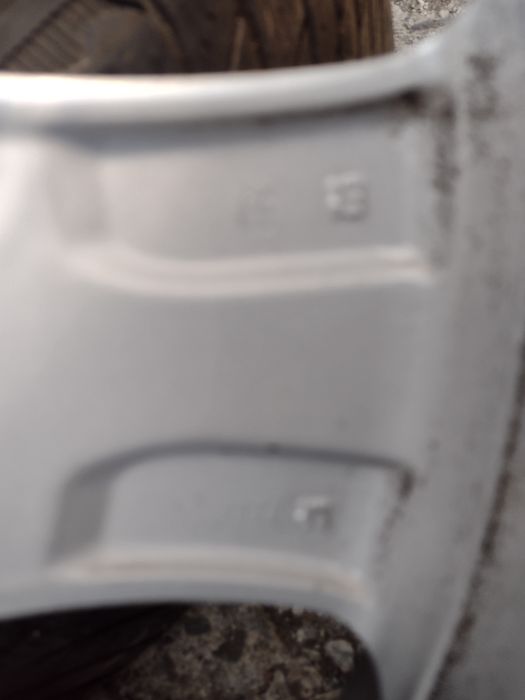 Перфектни Borbet 19-5x130 ET53 8.5j. Audi Q7 4L