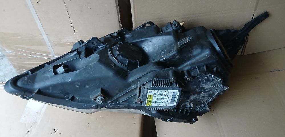 Honda CR-V  - оригинални фарове Xenon