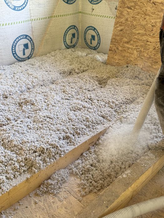 Izolatii celuloza/ montaj profesional / seriozitate