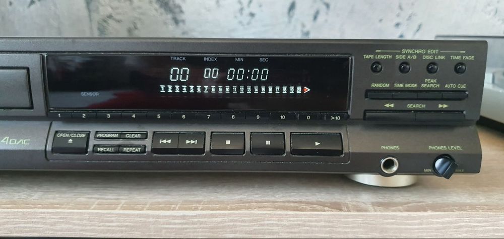 Vând CD Player Technics SL-PG440A