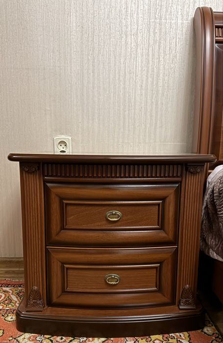 Продам спальный гарнитур