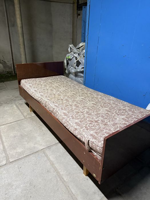 Кровать односпалка