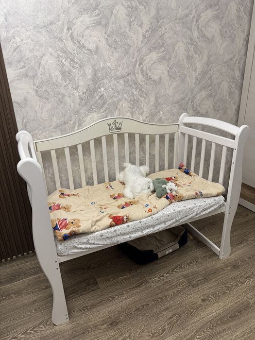 Продам детскую кровать монеж