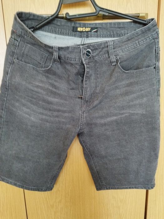 Къси дънкови панталони