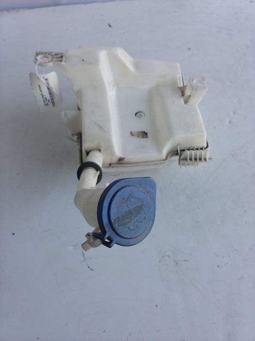 Rezervor apa spalare parbriz Ford Focus 3 2015 BV6117B613C
