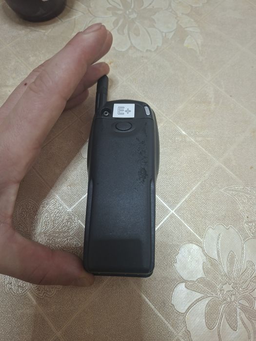 Vând telefon nokia 7110