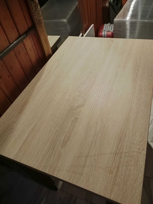 Маса кухненска, нова