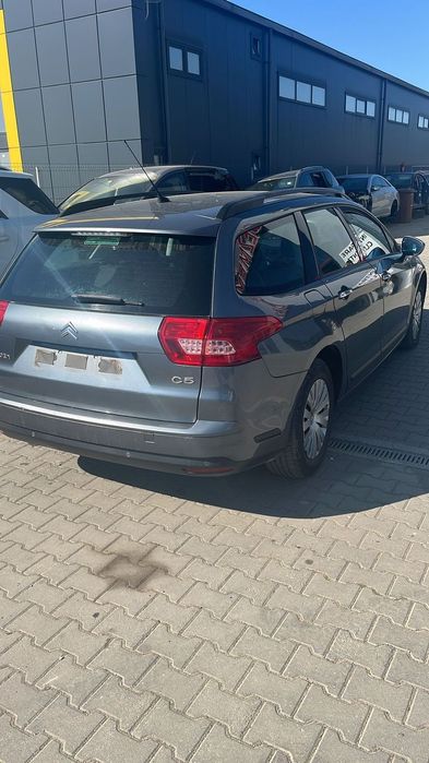 Dezmembram Citroen C5 1.8 benzina din 2010