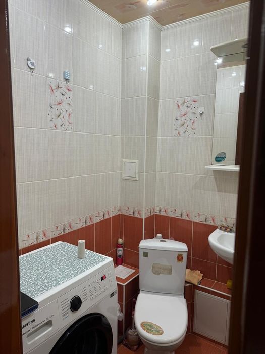 Продам 1к в 19 мкр 5/5