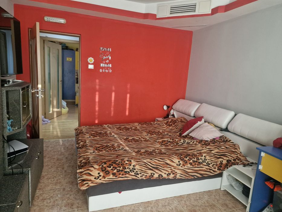 Продава се Двустаен апартамент в Девня - 65 кв.м за 862 €/кв.м - Снимка #2