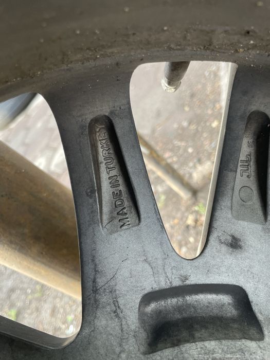 Тайота диски на 17