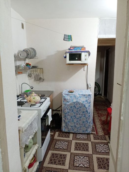 Чирчик 4 м/р 1х сотилади Нархи 22.000$ Бош толов ва паспорт бн Ипотека