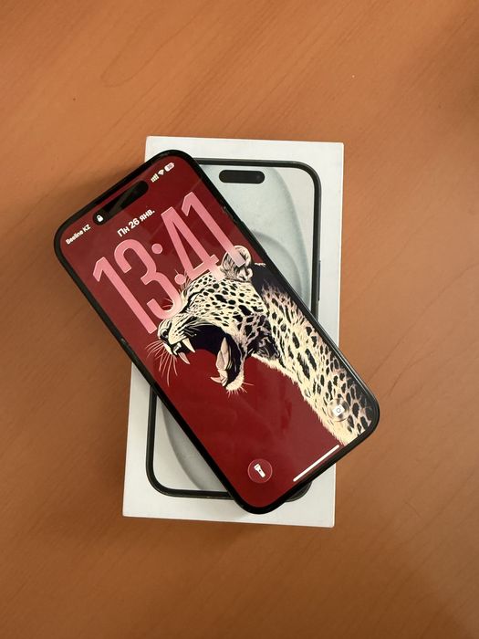Продам телефон Iphone 15