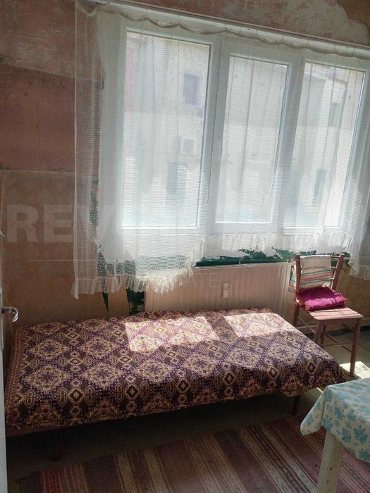 Продава се Двустаен апартамент в Перник, Изток - 60 кв.м за 1042 €/кв.м - Снимка #3