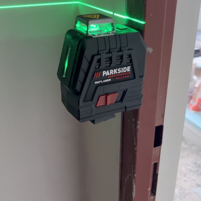 Лазерен нивелир Parkside