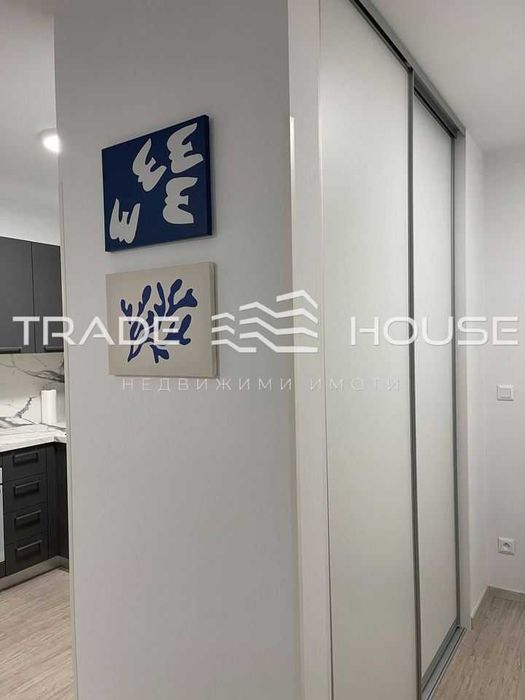 Дава се под наем Двустаен апартамент в Пловдив, Младежки Хълм - 62 кв.м за 382.5 € - Снимка #2