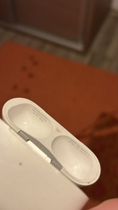 carcasa airpods pro generatia 1