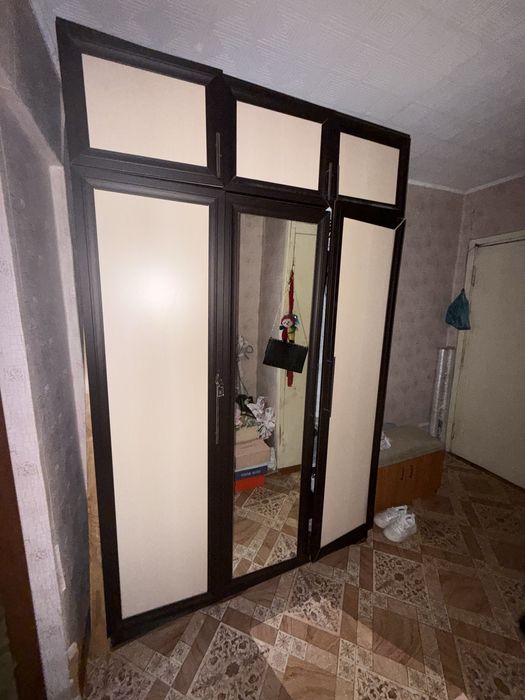 Продам большой шкаф!