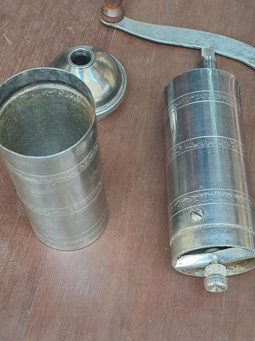 Vand obiecte vechi de colectie