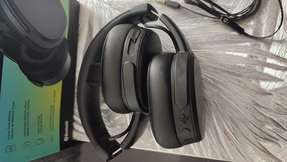 Басови слушалки Skullcandy Crusher, Bluetooth