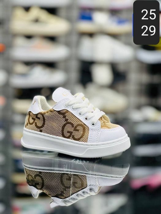 Adidasi fetite si baieti