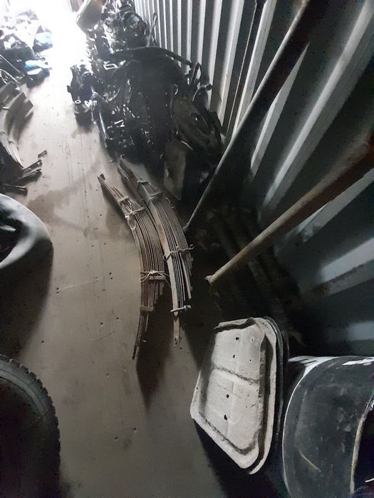 Зил запчастлар сотилади