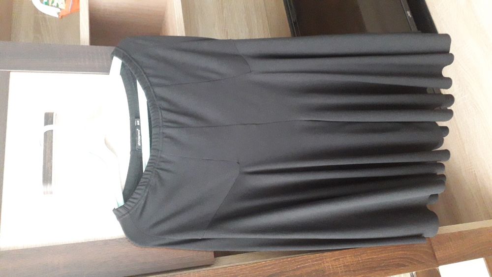 Костюм и ризи и пола