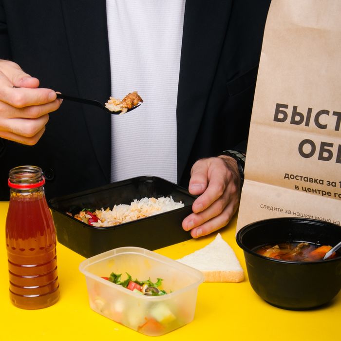 Быстрый ОБЕД позволяет быстро доставить качественных и вкусных блюд !
