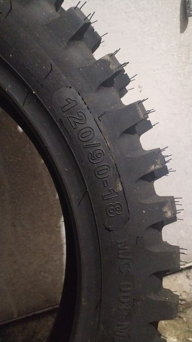 Эндуро шина на R18
