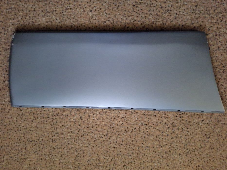 Накладка (листва)  w124.